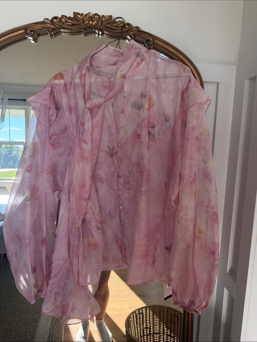 Women’s ' Pink Floral Ruffle Tie-Neck Blouse